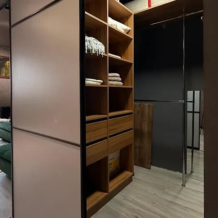 Solaris Art Apartment